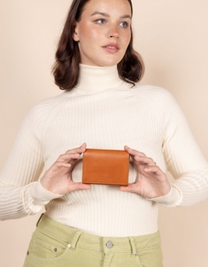 OLLIE WALLET - COGNAC CLASSIC LEATHER COGNAC