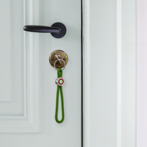 SLEUTELHANGER - KEYCHAIN RINGO FOREST GREEN FOREST
