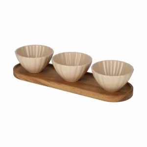 SERVEERSET MET SCHELP SCHAALTJES BEIGE BEIGE
